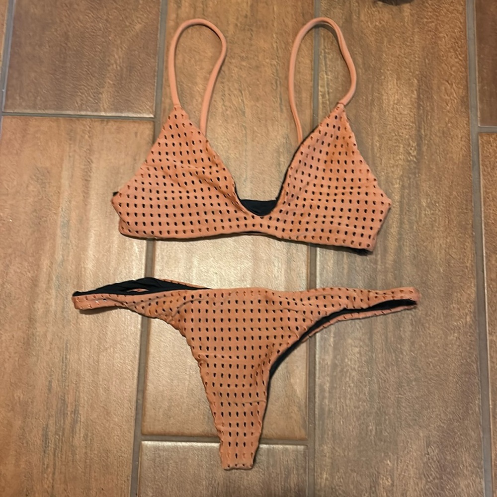 Acacia Set